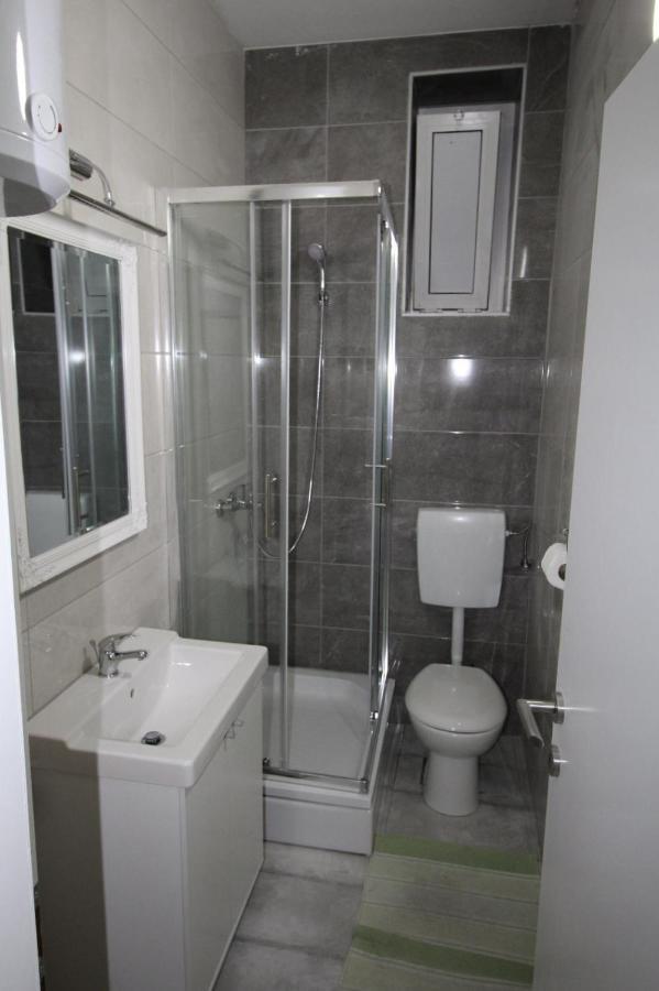 Blue Water Novalja Apartments Экстерьер фото