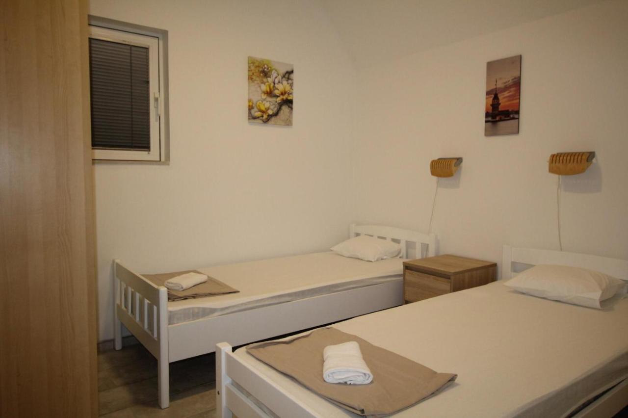 Blue Water Novalja Apartments Экстерьер фото