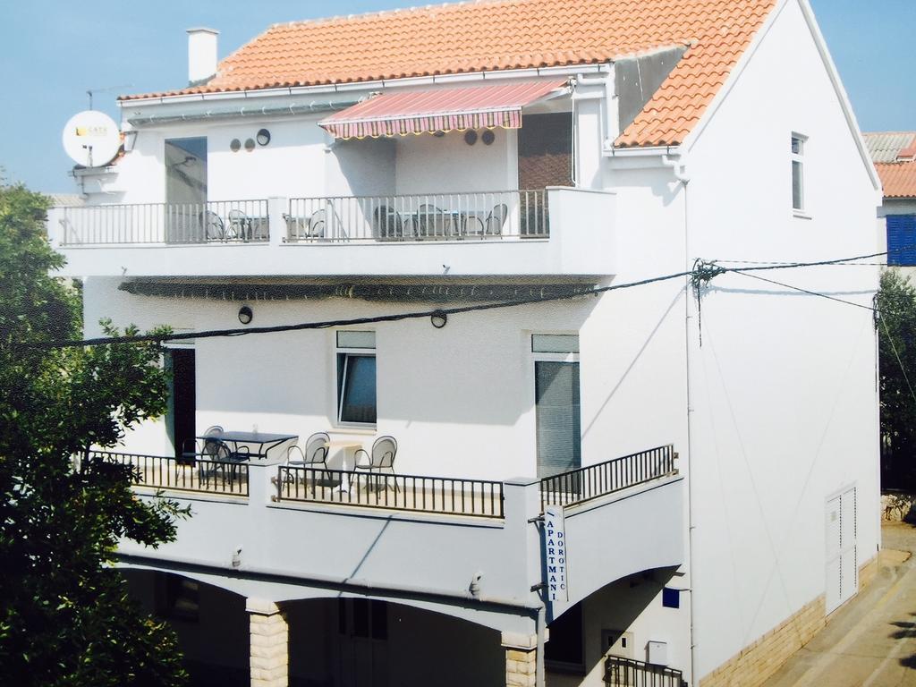 Blue Water Novalja Apartments Экстерьер фото